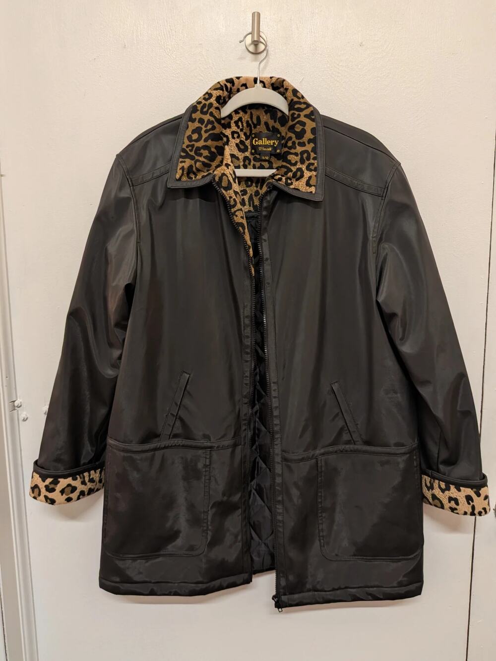 Vintage 90s/Y2K Gallery Quilted Zip-Up Jacket With Leopard Print Trim Black Size